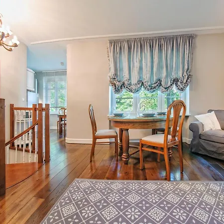 Debowa, Sun & Snow アパート