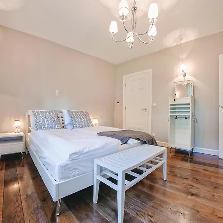 Debowa, Sun & Snow ソポト