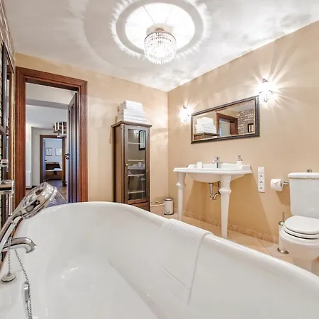 Debowa, Sun & Snow アパート